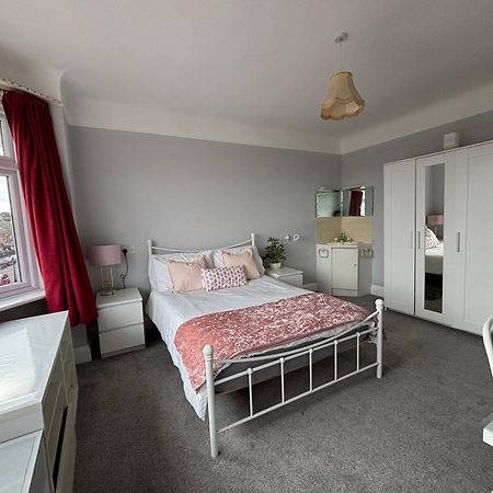 Winton House Home Stay 伯恩茅斯 外观 照片