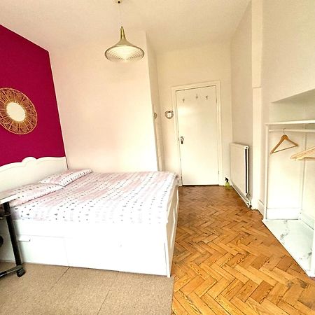 Winton House Home Stay 伯恩茅斯 外观 照片