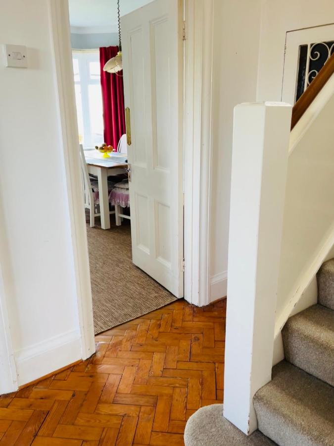 Winton House Home Stay 伯恩茅斯 外观 照片